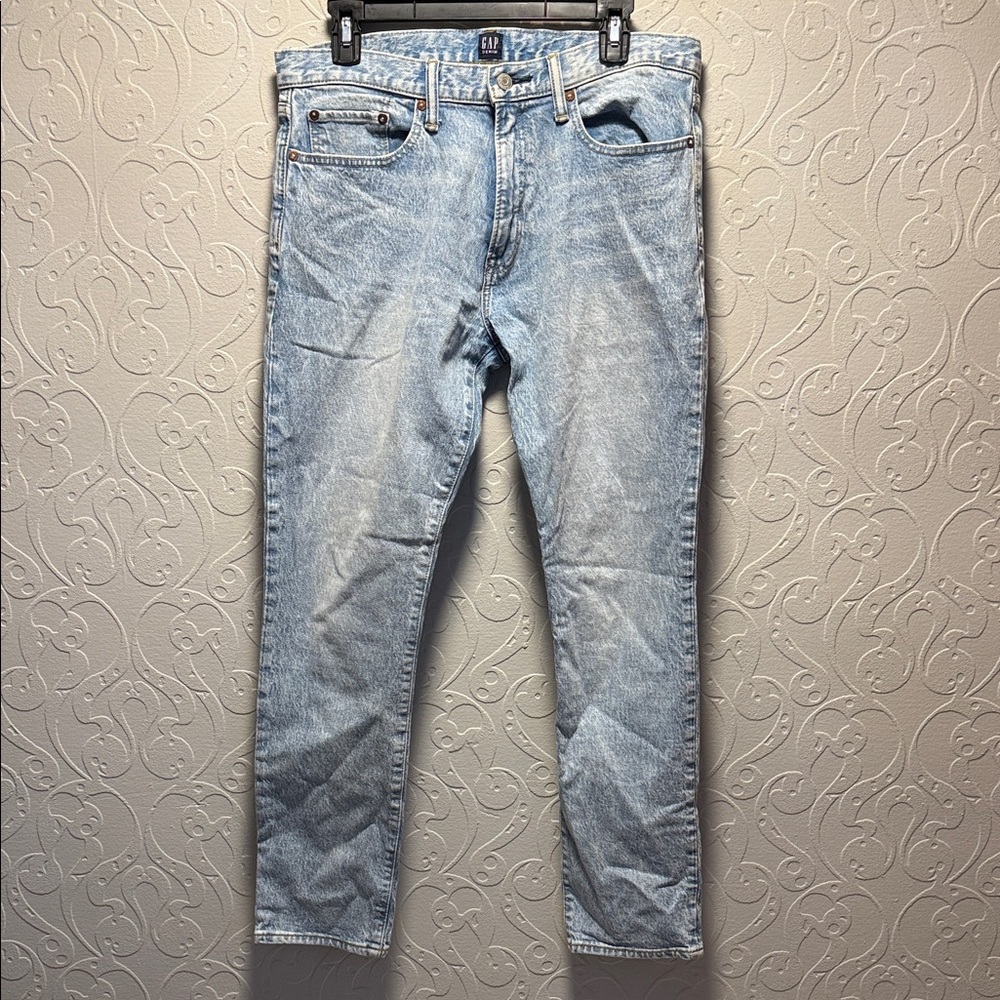 GAP Men's Light Blue Straight Jeans